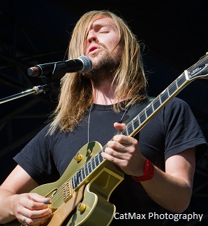 Band of Skulls Russell